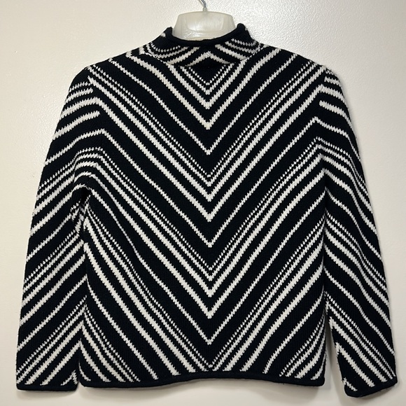 Vintage Talbots Petites 100% Wool Women’s Zip Up Sweater Size Medium - Picture 2 of 8